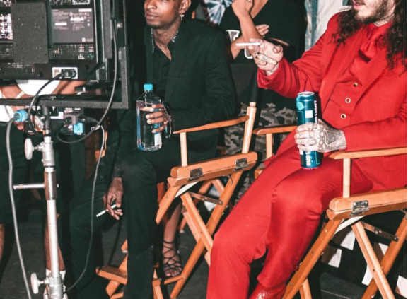 "Rockstar": Post Malone & 21 Savage an der Spitze der Billboard Charts