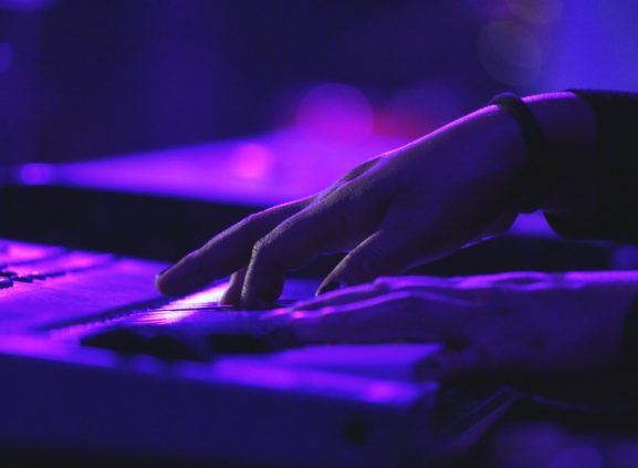 Zuna & Azet, Tout Va Bien, 21 Savage, 6lack, ... neue #RAWTRACKSMAG Playlist